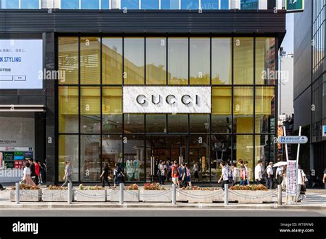 gucci japan store